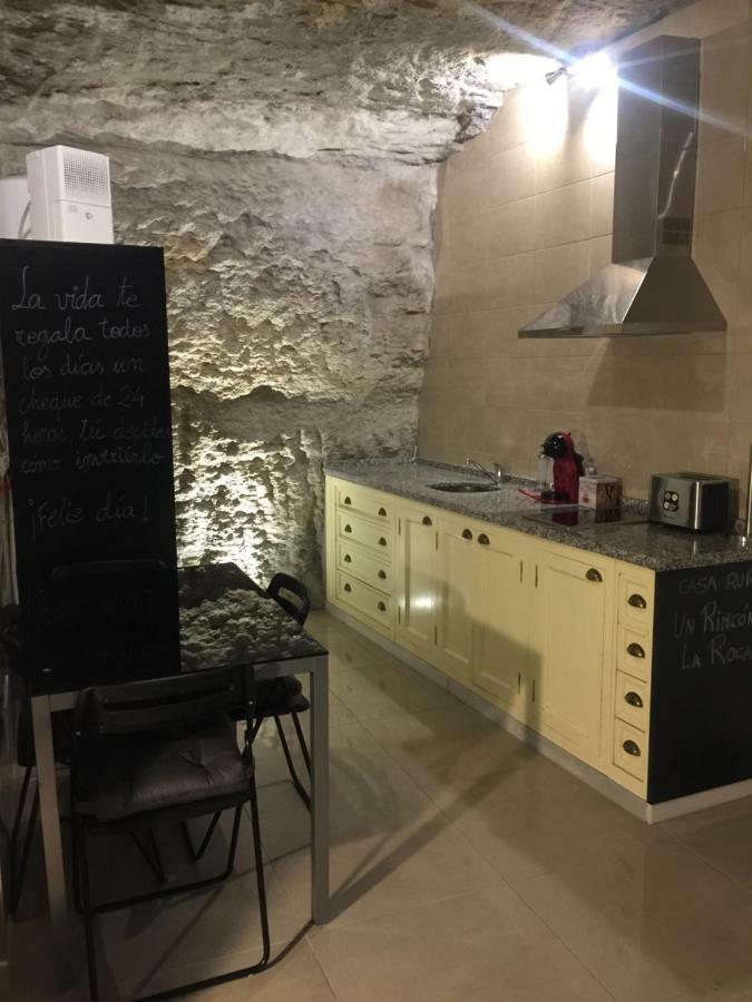 Villa Casa Cueva Un Rincon En La Roca Setenil De Las Bodegas Exterior foto